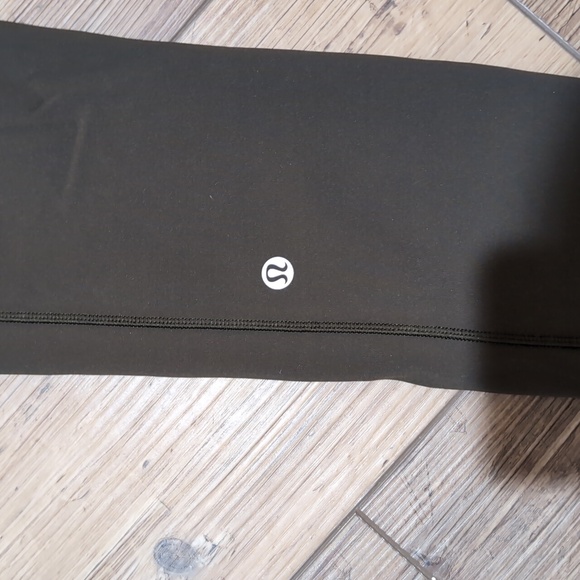 Lululemon Speed Up MR Tight 28" Size 6 - Picture 6 of 8